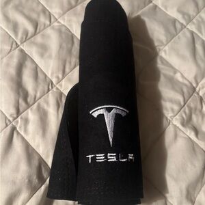 Tesla Black/Tan Car Dash Mat Cover.